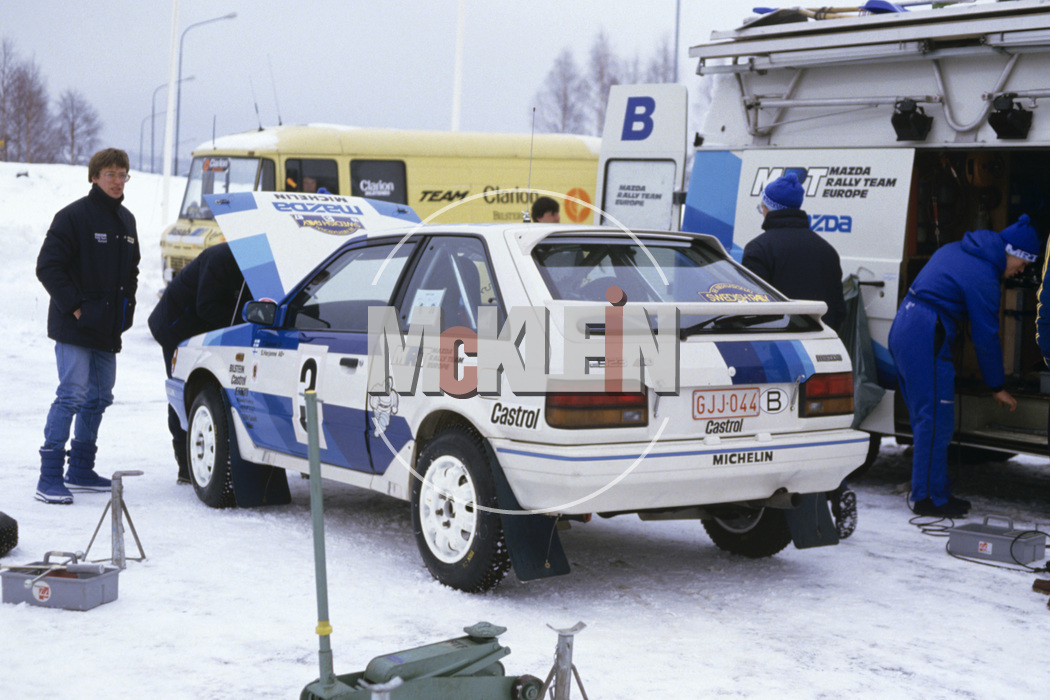 Base de datos de imágenes de McKlein rally team Base de datos de imágenes de McKlein